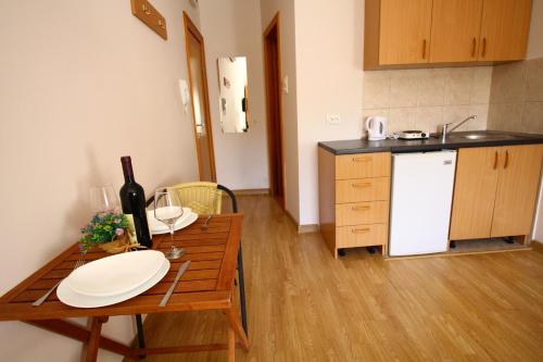 Apartments Astoria HN in Herceg Novi Old Town Apartments Astoria HN in Herceg Novi Old Town