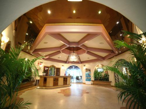 Фойє, Four Seasons Vilamoura Hotel in Куартейра Фойє, Four Seasons Vilamoura Hotel in Куартейра