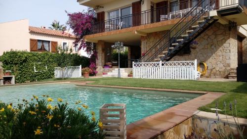 Sunny Holiday Home in Creixell Sunny Holiday Home in Creixell