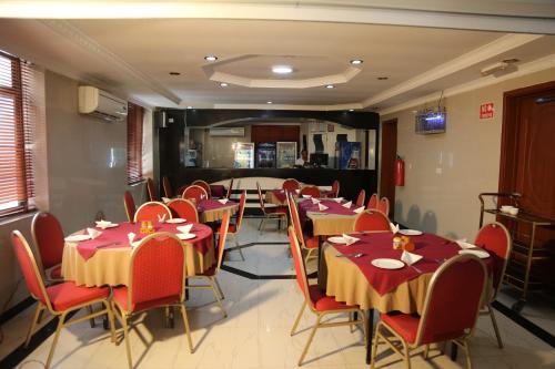 Étterem, Rainbow Hotel in Dar es Salaam Étterem, Rainbow Hotel in Dar es Salaam