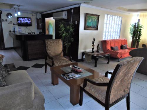 Hotel Malecon Inn in Guayaquil City Center Hotel Malecon Inn in Guayaquil City Center