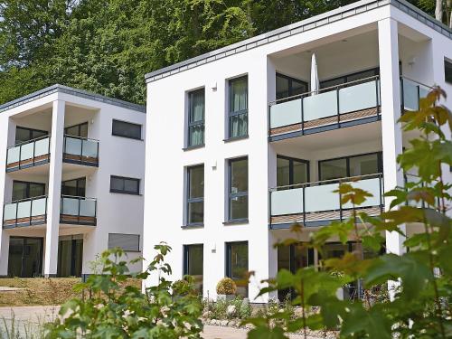 Bejárat, Haus Kap Arkona in Sellin - Fewo 02 mit Kamin und Terrasse in Ostseebad Sellin Bejárat, Haus Kap Arkona in Sellin - Fewo 02 mit Kamin und Terrasse in Ostseebad Sellin