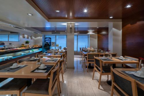 Makanan dan Minuman, Vincci Puerto Chico Hotel in Santander Makanan dan Minuman, Vincci Puerto Chico Hotel in Santander