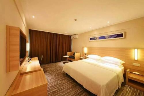 This photo about City Comfort Inn Yongzhou Jinshui Bay shared on HyHotel.com