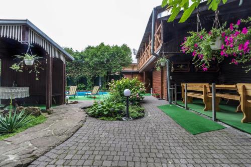 This photo about Burger Club shared on HyHotel.com