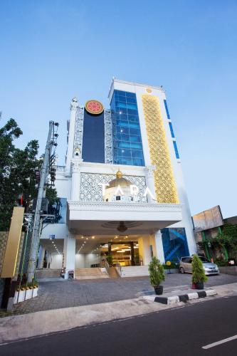 Exterior view, Tara Hotel Yogyakarta in Sinduadi Exterior view, Tara Hotel Yogyakarta in Sinduadi