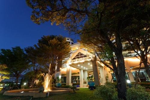 Surin Majestic Hotel in Surin Surin Majestic Hotel in Surin