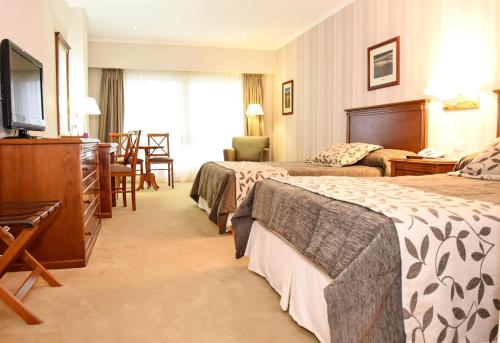 This photo about Howard Johnson Rio Ceballos Hotel y Casino shared on HyHotel.com