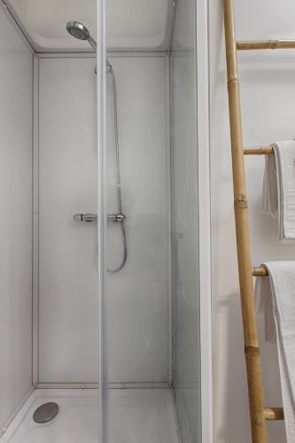 ห้องน้ำ, Studio Cosy + Hyper-centre + Netflix in แซ็ง-โล ห้องน้ำ, Studio Cosy + Hyper-centre + Netflix in แซ็ง-โล