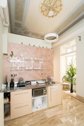 Kitchen, Nerva Accomodation Cavour in Monti Kitchen, Nerva Accomodation Cavour in Monti