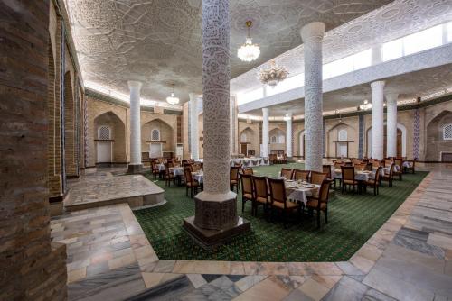 Orient Star Khiva Hotel- Madrasah Muhammad Aminkhan 1855 in 希瓦 Orient Star Khiva Hotel- Madrasah Muhammad Aminkhan 1855 in 希瓦