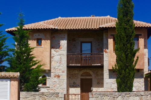 This photo about Fruit Garden Villas shared on HyHotel.com