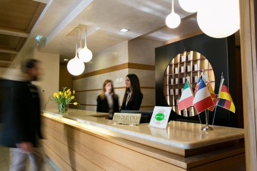 Lobby, Hotel Calinferno in Codogne Lobby, Hotel Calinferno in Codogne