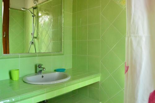 Bathroom, B&B Le Tamerici in San Giorgio Di Pesaro Bathroom, B&B Le Tamerici in San Giorgio Di Pesaro