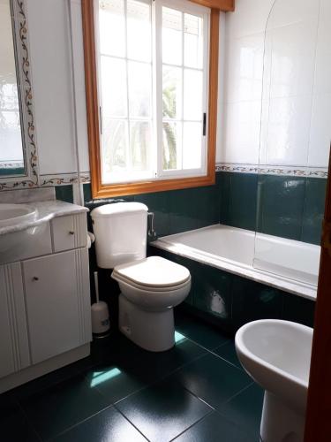 This photo about Apartamentos Esperanza del Mar shared on HyHotel.com