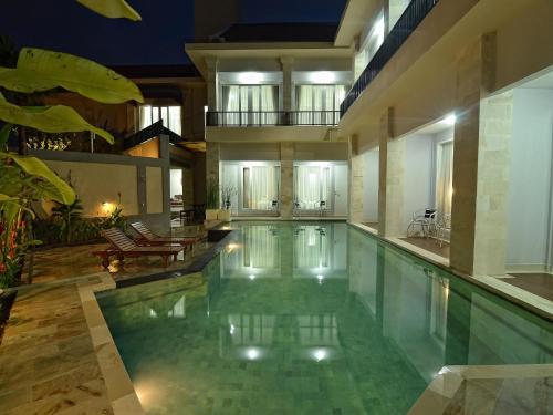 Griya Sunset Kuta Hotel