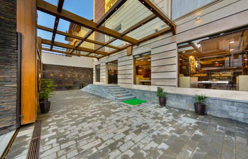 مدخل, كلاركس آي إن إن سريناجار (Clarks INN Srinagar) in سريناغار مدخل, كلاركس آي إن إن سريناجار (Clarks INN Srinagar) in سريناغار