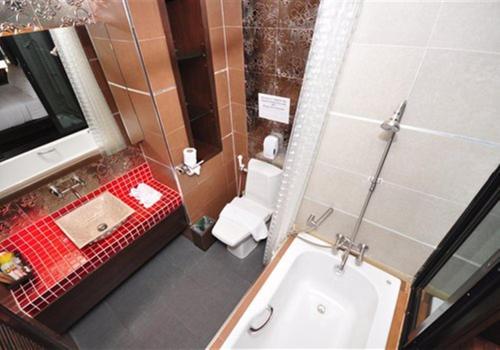 チャレラン ホテル13