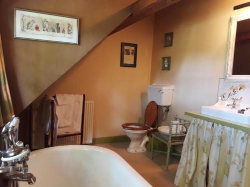 Bathroom, Farmhouse De Hoeve B&B apartment in Tonden Bathroom, Farmhouse De Hoeve B&B apartment in Tonden