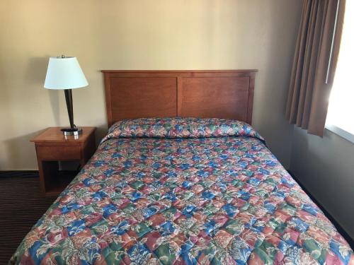 在meiguo.com看到的Evergreen Lodge的介绍图片