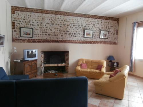 Shared lounge/TV area, Le Cardonnet in Pont Saint Pierre Shared lounge/TV area, Le Cardonnet in Pont Saint Pierre