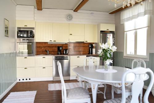 Krepelin Apartments in Kristiinankaupunki Krepelin Apartments in Kristiinankaupunki