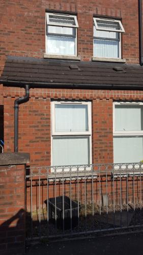 Bejárat, Edenderry Town House in Blackstaff Stop Bejárat, Edenderry Town House in Blackstaff Stop