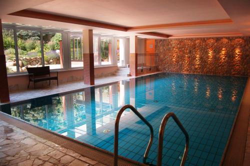 Piscina, Hotel Heide Kropke in Essel Piscina, Hotel Heide Kropke in Essel