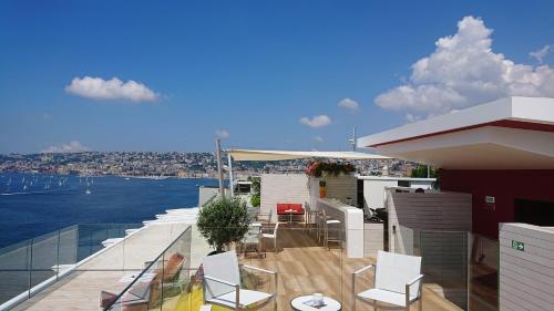 Bar/lounge, Grand Hotel Vesuvio in Lungomare Caracciolo Bar/lounge, Grand Hotel Vesuvio in Lungomare Caracciolo