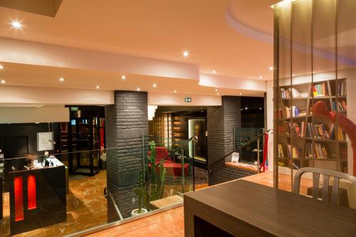 Lobby, Hotel de Brienne in Toulouse Lobby, Hotel de Brienne in Toulouse