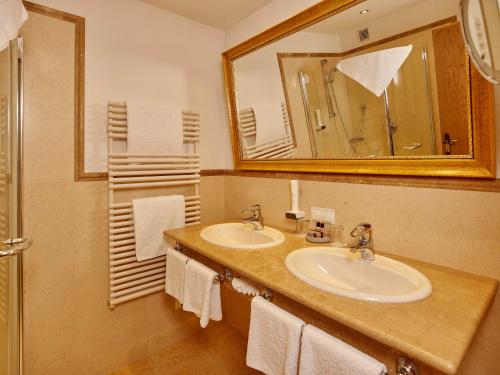 This photo about Hotel Sonnhof shared on HyHotel.com