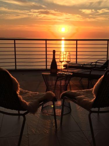 This photo about Peach on Beach Penthouse shared on HyHotel.com