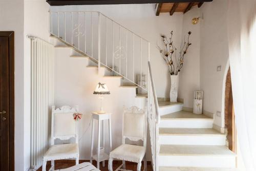 This photo about Villa degli olivi shared on HyHotel.com