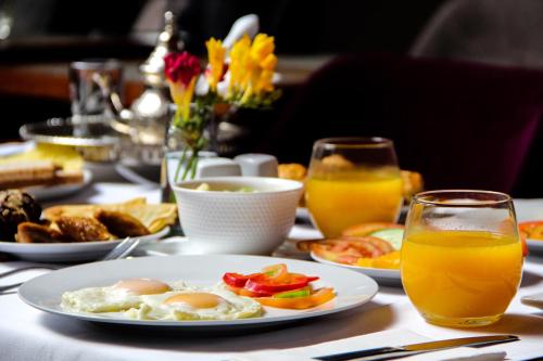 Comida y bebida, Le Pietri Urban Hotel in Rabat Comida y bebida, Le Pietri Urban Hotel in Rabat