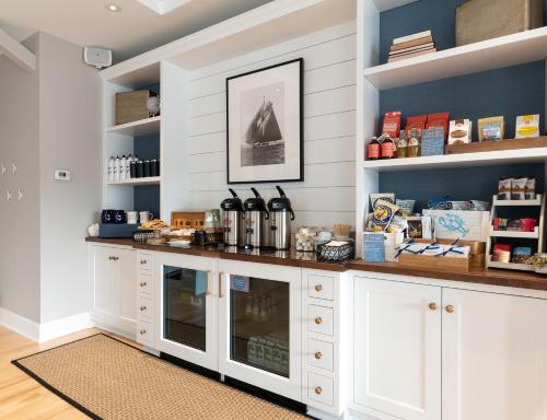 Παροχές, The Whaler's Inn in Μυστίκ(Κονέκτικατ) Παροχές, The Whaler's Inn in Μυστίκ(Κονέκτικατ)