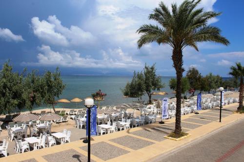 Kilátás, WA ÇEŞME FARM HOTEL BEACH RESORT&SPA in Ciftlik Koyu Ciftlikkoy Kilátás, WA ÇEŞME FARM HOTEL BEACH RESORT&SPA in Ciftlik Koyu Ciftlikkoy