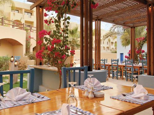 Marina Lodge at Port Ghalib in 케슴 마르사 알람 Marina Lodge at Port Ghalib in 케슴 마르사 알람