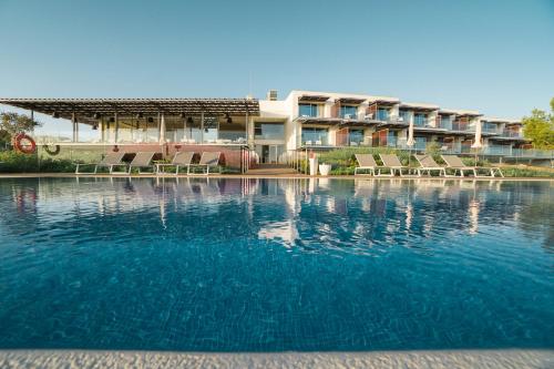 Kert, Palmares Beach House Hotel - Adults Friendly in Odiaxere Kert, Palmares Beach House Hotel - Adults Friendly in Odiaxere