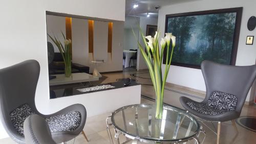 Hotel 109 Suites