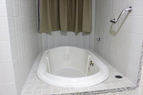 Bathroom, Hot Springs Hotel - Via Conchal in Vila Olegario Bathroom, Hot Springs Hotel - Via Conchal in Vila Olegario