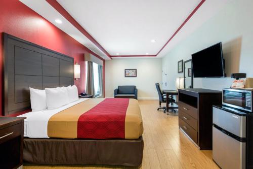 Econo Lodge Inn & Suites Houston Willowbrook in Willowbrook Econo Lodge Inn & Suites Houston Willowbrook in Willowbrook