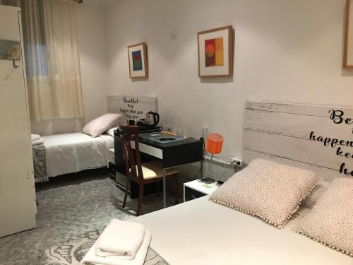 This photo about Hostal Aribau shared on HyHotel.com