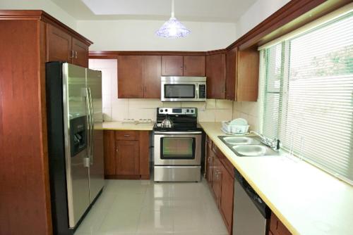 Bếp, Simpson Bay Suites in Vịnh Simpson Bếp, Simpson Bay Suites in Vịnh Simpson