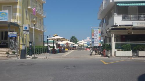 Strand, DOMUS MARIS Viserba, Spiagge e Centro a 100 mt, SPECIALE OFFERTA NATALE, a 5 minuti RIMINIFIERA PROM in Rimini Strand, DOMUS MARIS Viserba, Spiagge e Centro a 100 mt, SPECIALE OFFERTA NATALE, a 5 minuti RIMINIFIERA PROM in Rimini