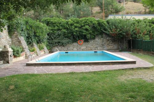 Piscina, Apartaments La Taverna dels Noguers in Toloriu Piscina, Apartaments La Taverna dels Noguers in Toloriu