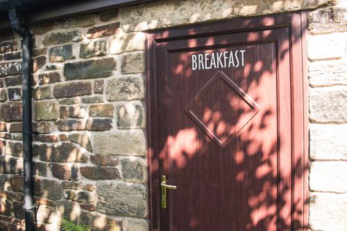 Fernhill Bed and Breakfast in Rochdale Fernhill Bed and Breakfast in Rochdale