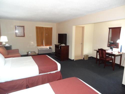 This photo about Red Carpet Inn - Newark Airport shared on HyHotel.com
