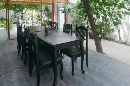 Restaurant, Azoush Tourist Guest House in Goidhoo Atoll Restaurant, Azoush Tourist Guest House in Goidhoo Atoll