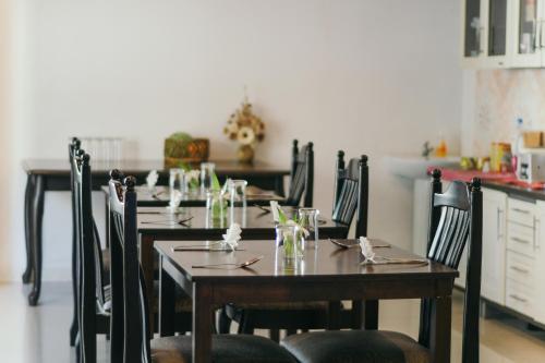 Restaurant, Azoush Tourist Guest House in Goidhoo Atoll Restaurant, Azoush Tourist Guest House in Goidhoo Atoll
