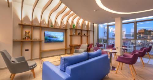 Vestíbulo, Blue Lagoon City Hotel in Kos Vestíbulo, Blue Lagoon City Hotel in Kos